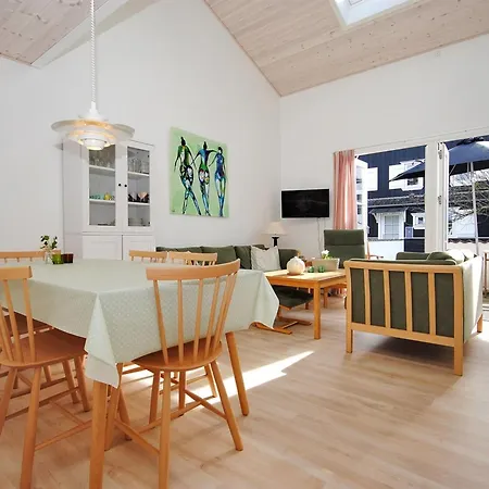 Benta - 150m To The Fjord By Interhome